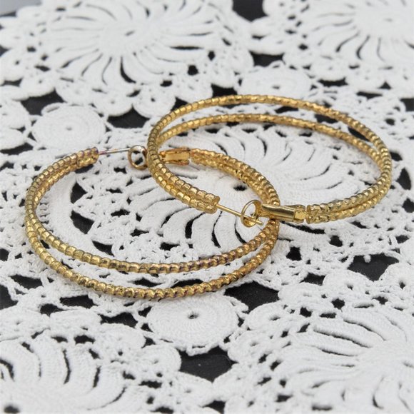 Vintage Hoop Earrings Gold Tone Bead Look - Picture 6 of 8